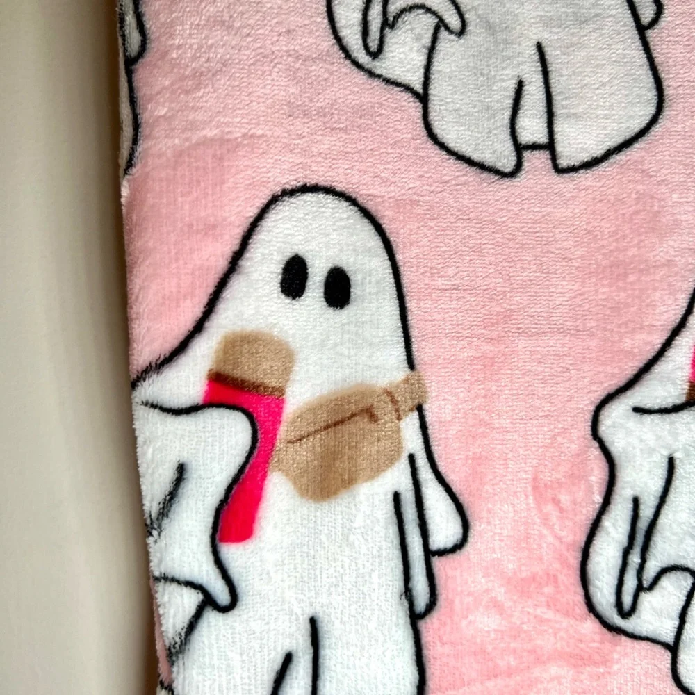 Halloween Cute Ghost Velvet Throw Blanket Ghostie w/Crossbody Bag & Coffee